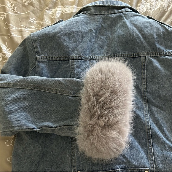 NWT Bellezza Republic Short Denim Jacket, Faux fur, L, with original package - Picture 2 of 15